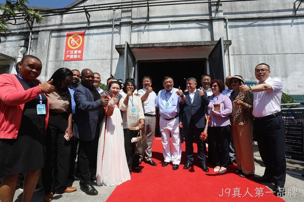 图片3.jpg 图片3.jpg